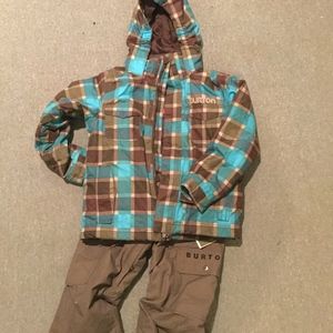 Burton youth snowboarding outfit. Size S